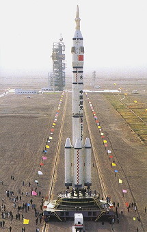Shenzhou-5 rollout