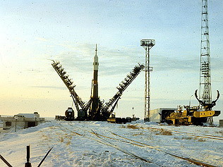 Soyuz TM-16 on launch pad