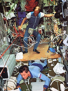Soyuz TM-17 onboard Mir