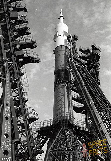 Soyuz TM-6 on launch pad
