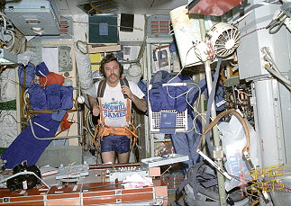 Soyuz TM-9 onboard Mir