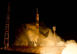 Soyuz TMA-03M launch