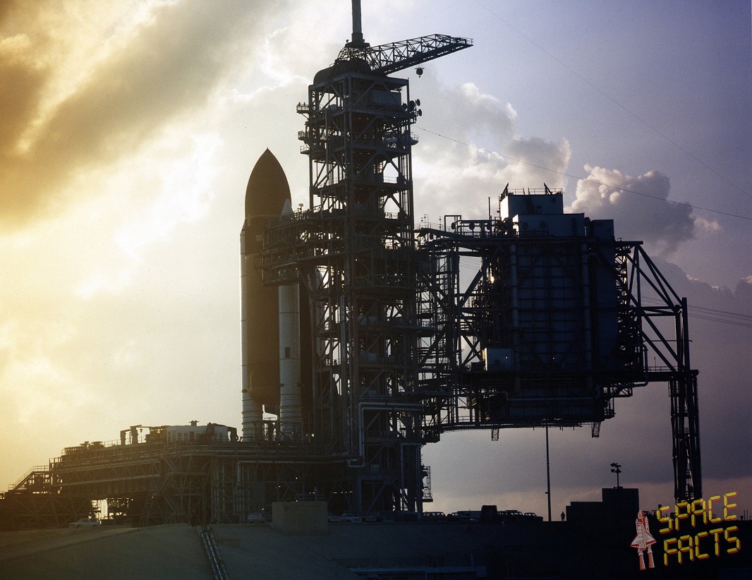 STS-51A rollout