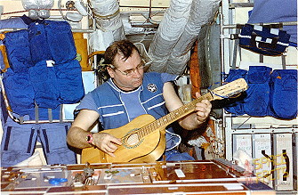 Soyuz TM-21 onboard Mir