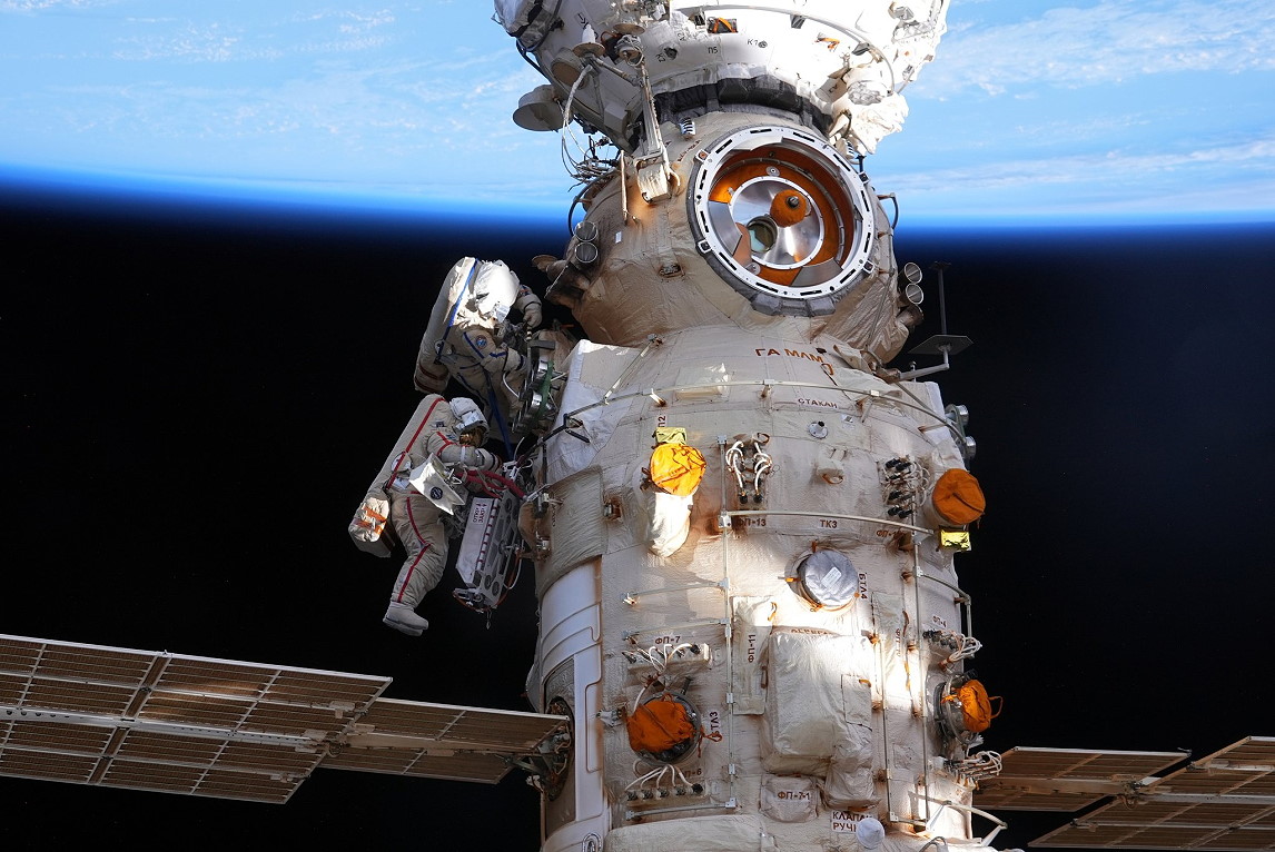 EVA am 18. April 2022