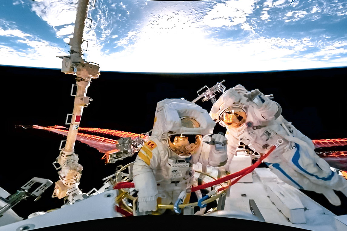 EVA am 01. September 2022