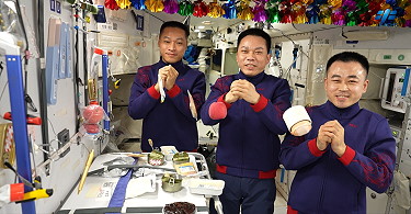 life onboard Tiangong
