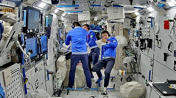 life onboard Tiangong