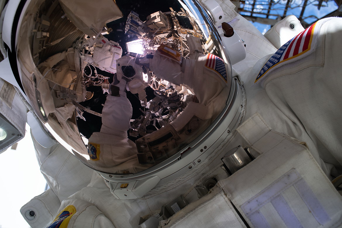 EVA on November 22, 2019