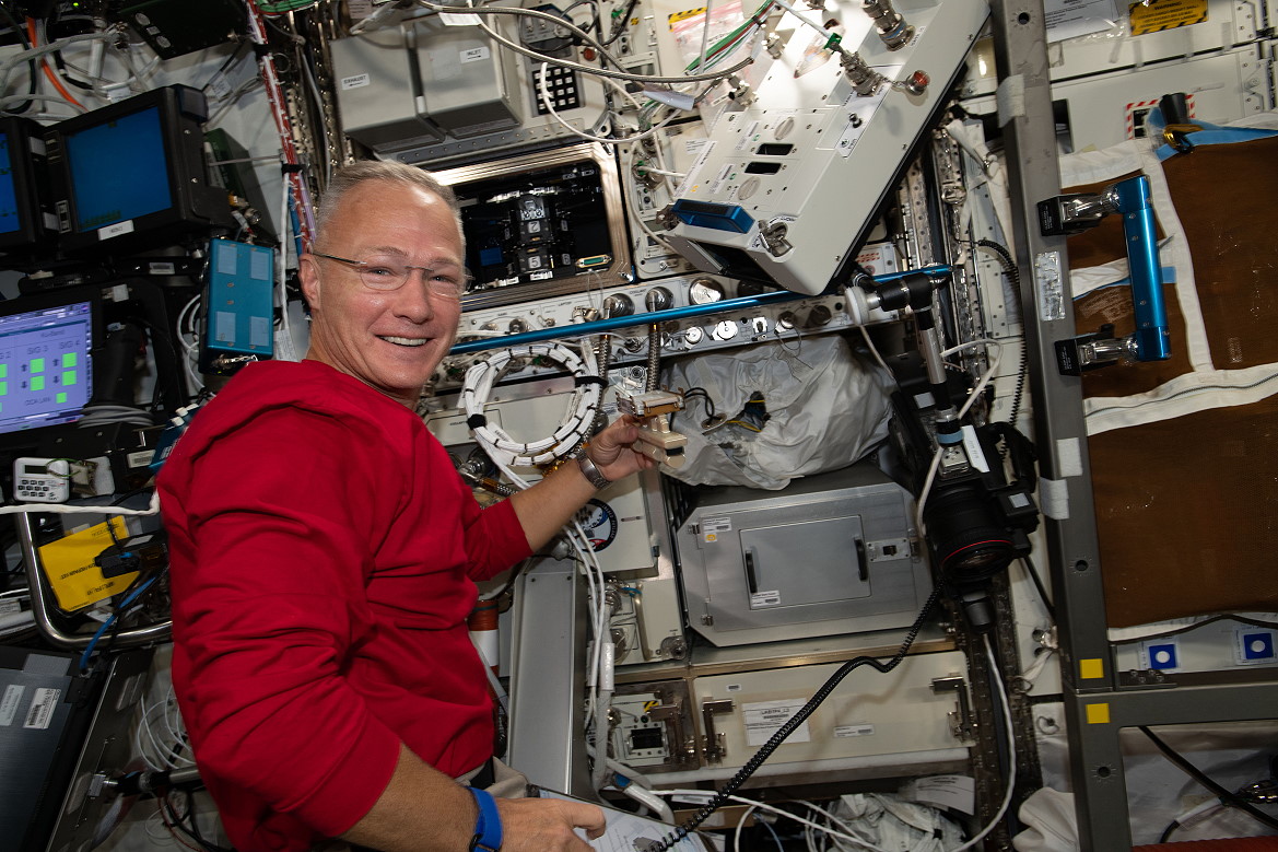 Douglas Hurley onboard ISS
