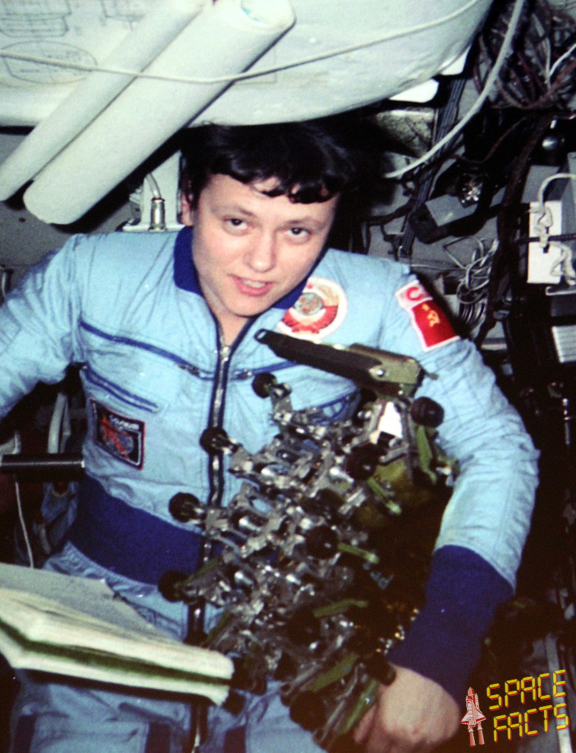 Sawizkaja an Bord von Saljut 7