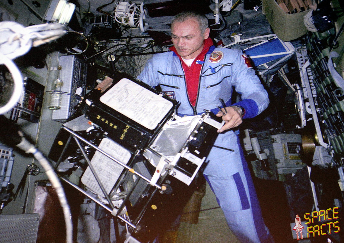 Dshanibekow an Bord von Saljut 7