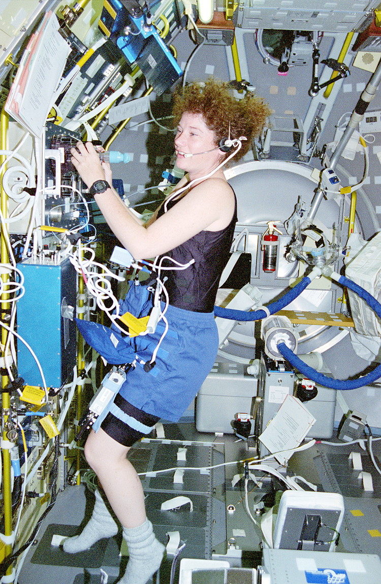 Helms an Bord des Space Shuttle