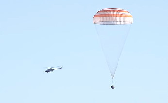 Soyuz MS-22 landing