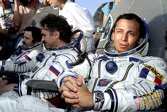 Soyuz TM-14 recovery