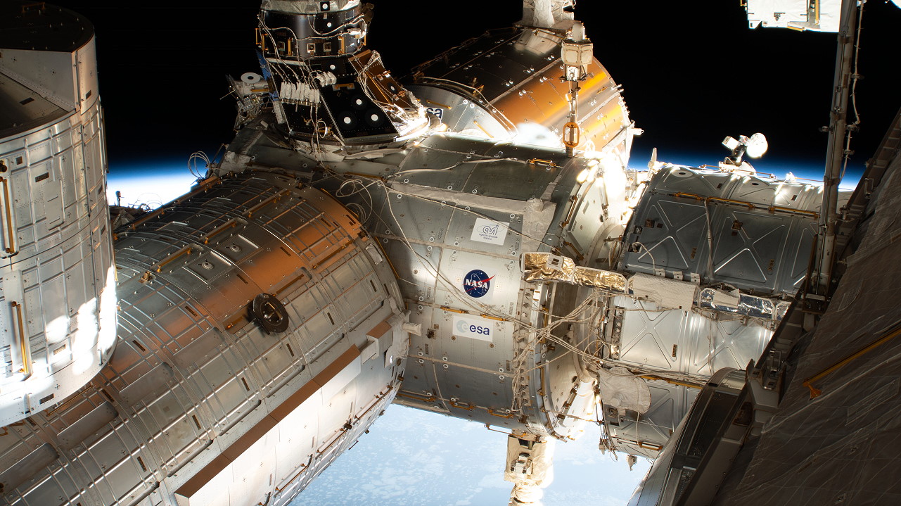 F�nf Module der ISS