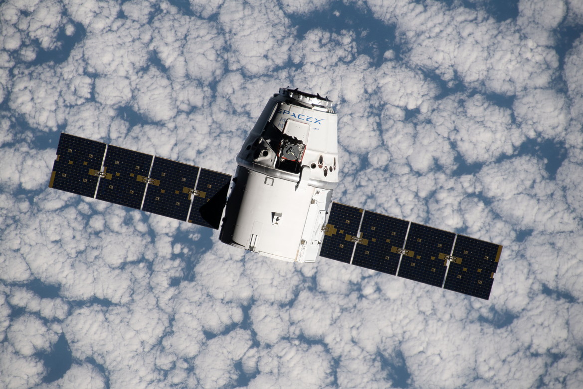 Dragon SpX-18 arrival