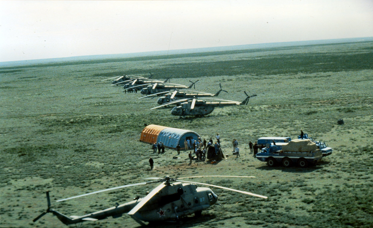 Soyuz TM-11 recovery