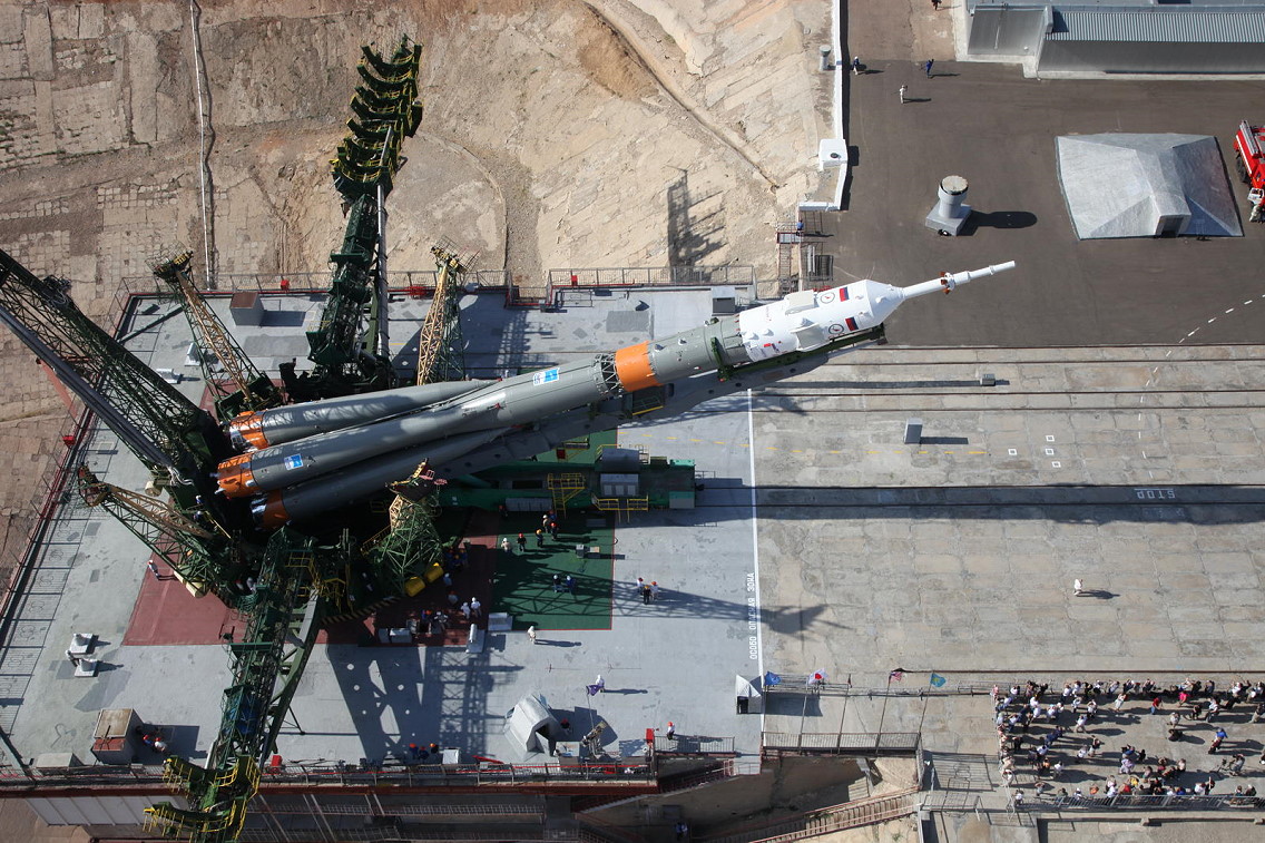 Aufrichtung Sojus TMA-17M