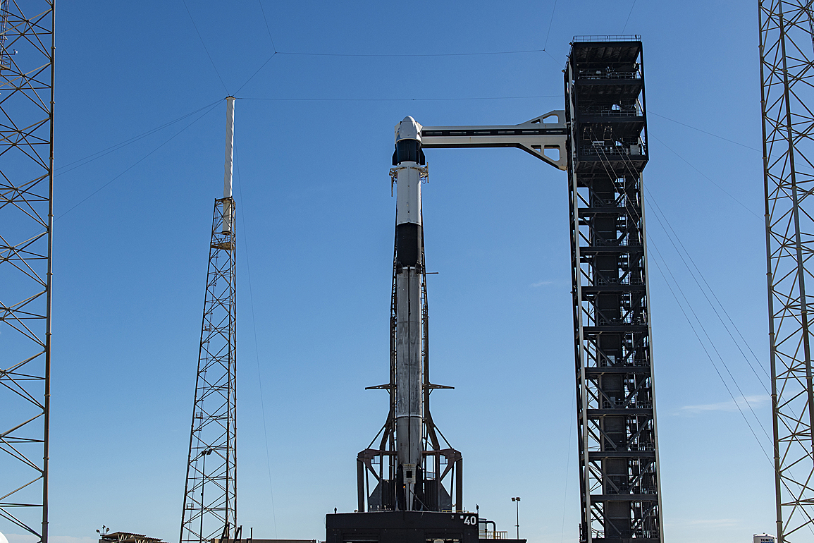 SpaceX Crew-13 auf der Startrampe