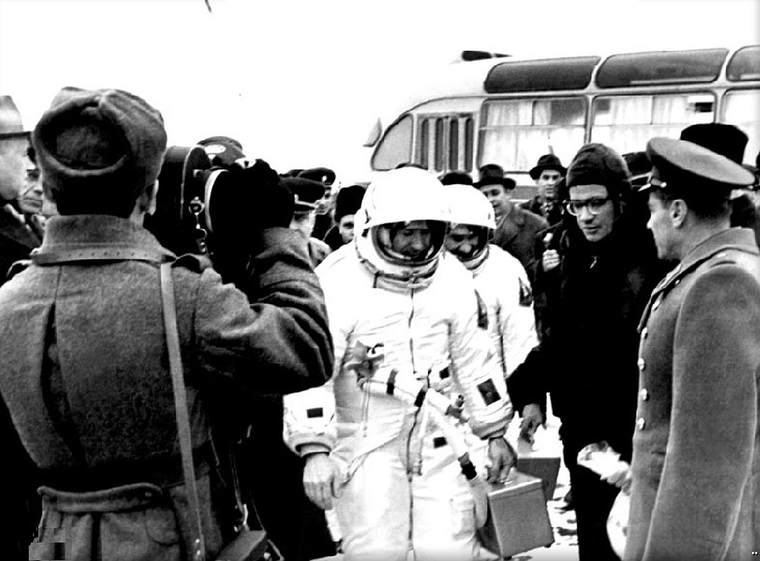 Crew Wo�chod 2 auf dem Weg zum Start