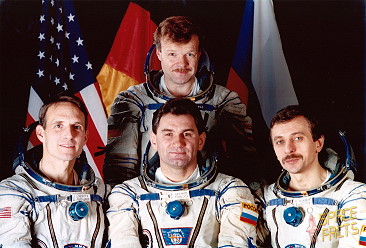 Crew Mir-23 + Ewald