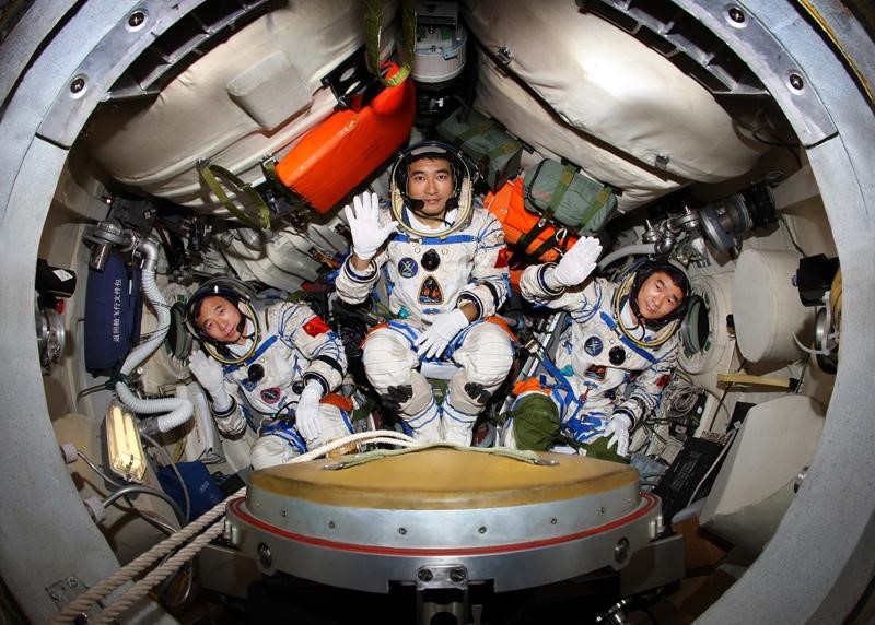 Crew Shenzhou-6