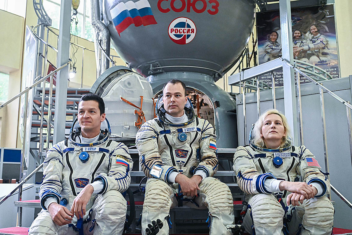 Crew Soyuz MS-29 backup