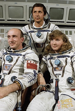 Crew Soyuz T-7 (double)