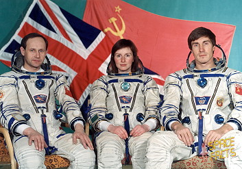 Crew Soyuz TM-12