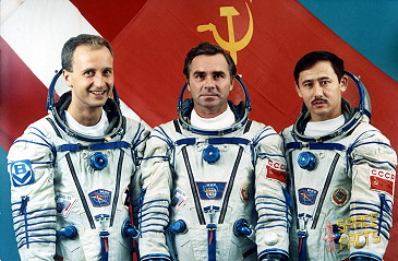 Crew Soyuz TM-13 backup
