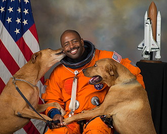 Leland Melvin